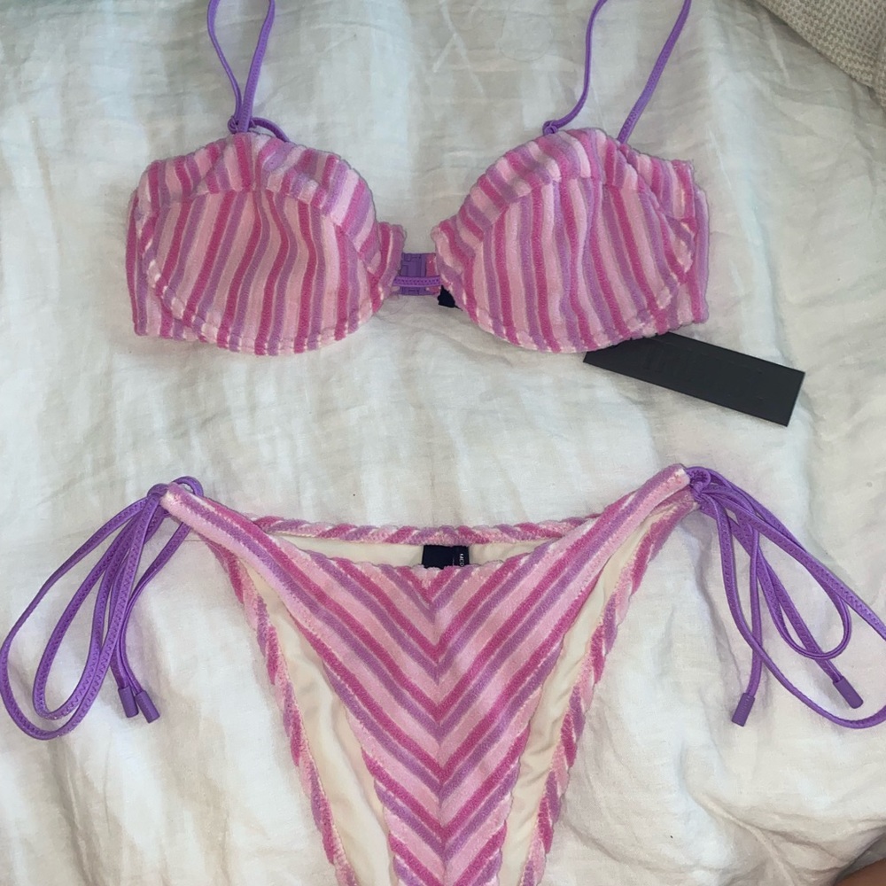 Triangl Swimsuit - Mala Lotus